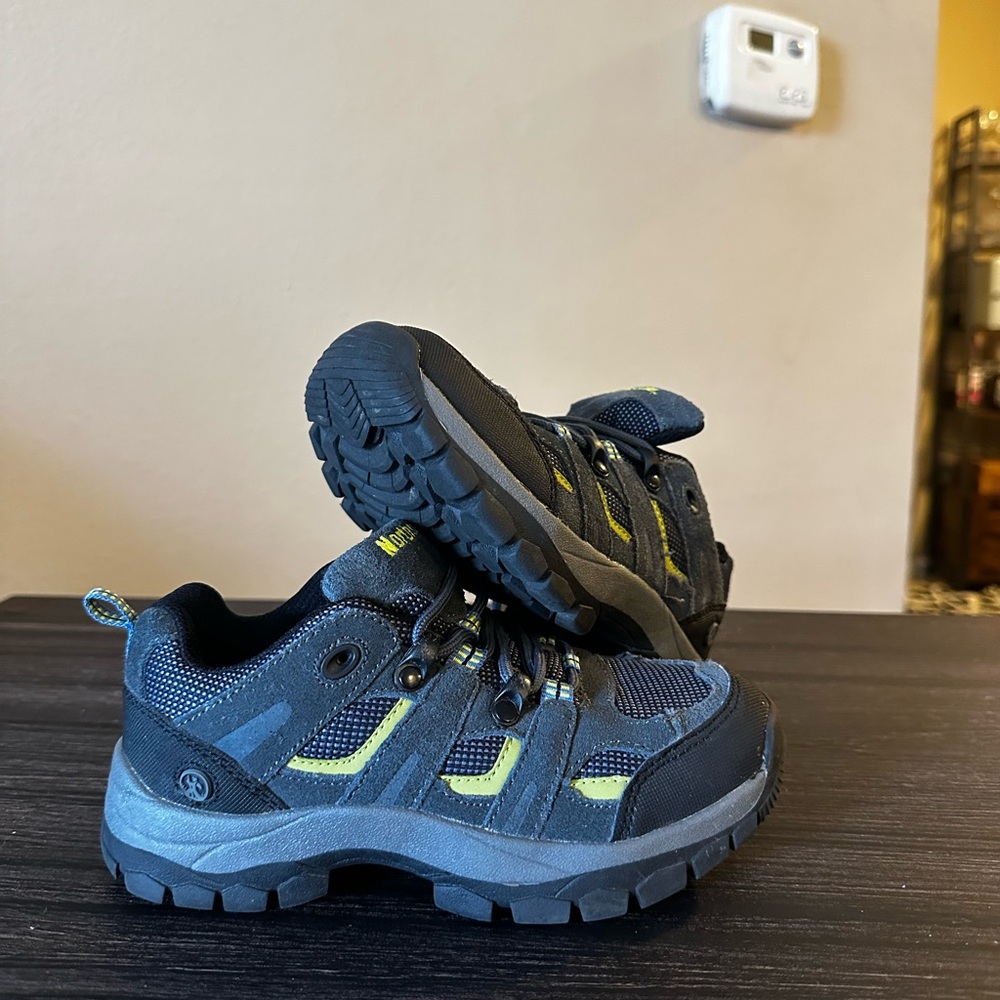 Northside Kids Sneakers - Black and Yellow